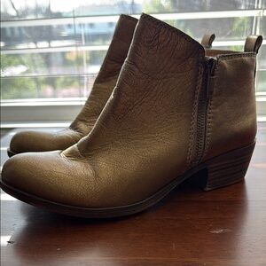 Women's Bronze Ankle Boots, 6.5